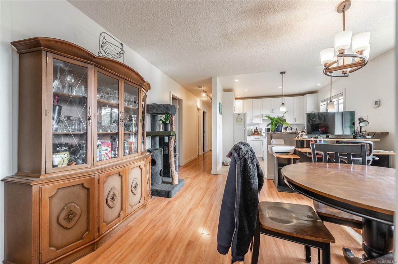 935 Lakeview Ave