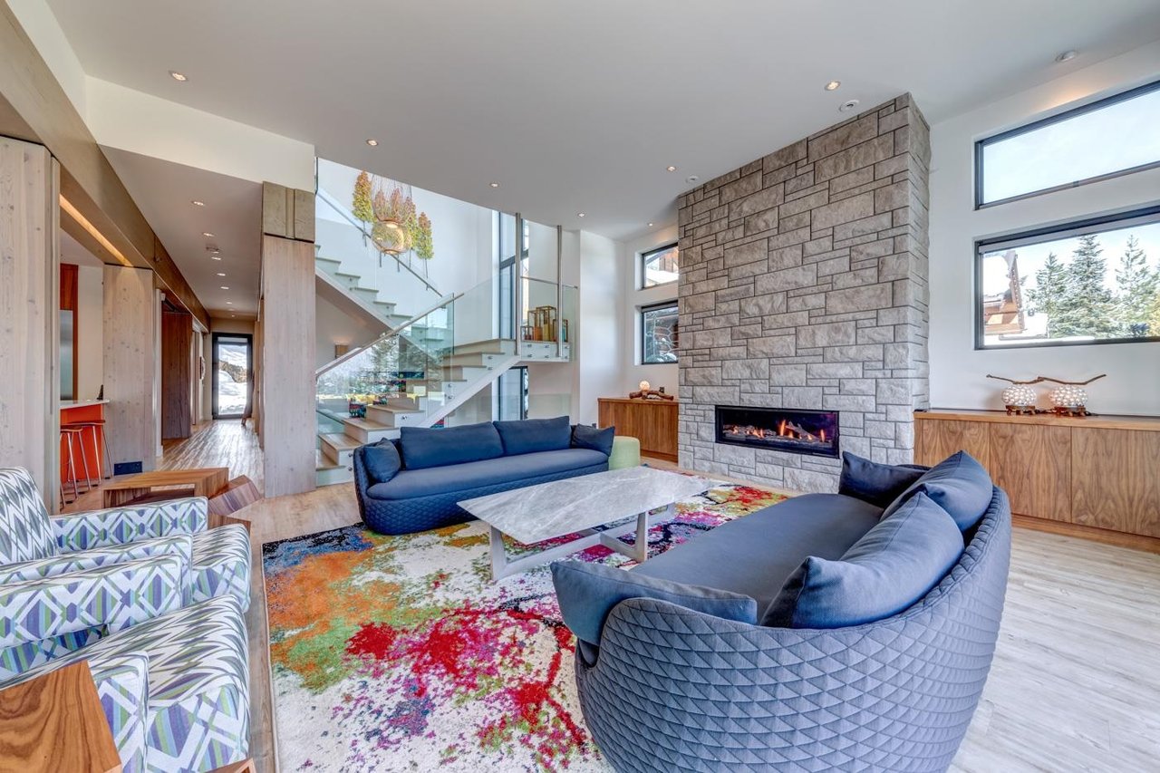 3418 Blueberry Dr