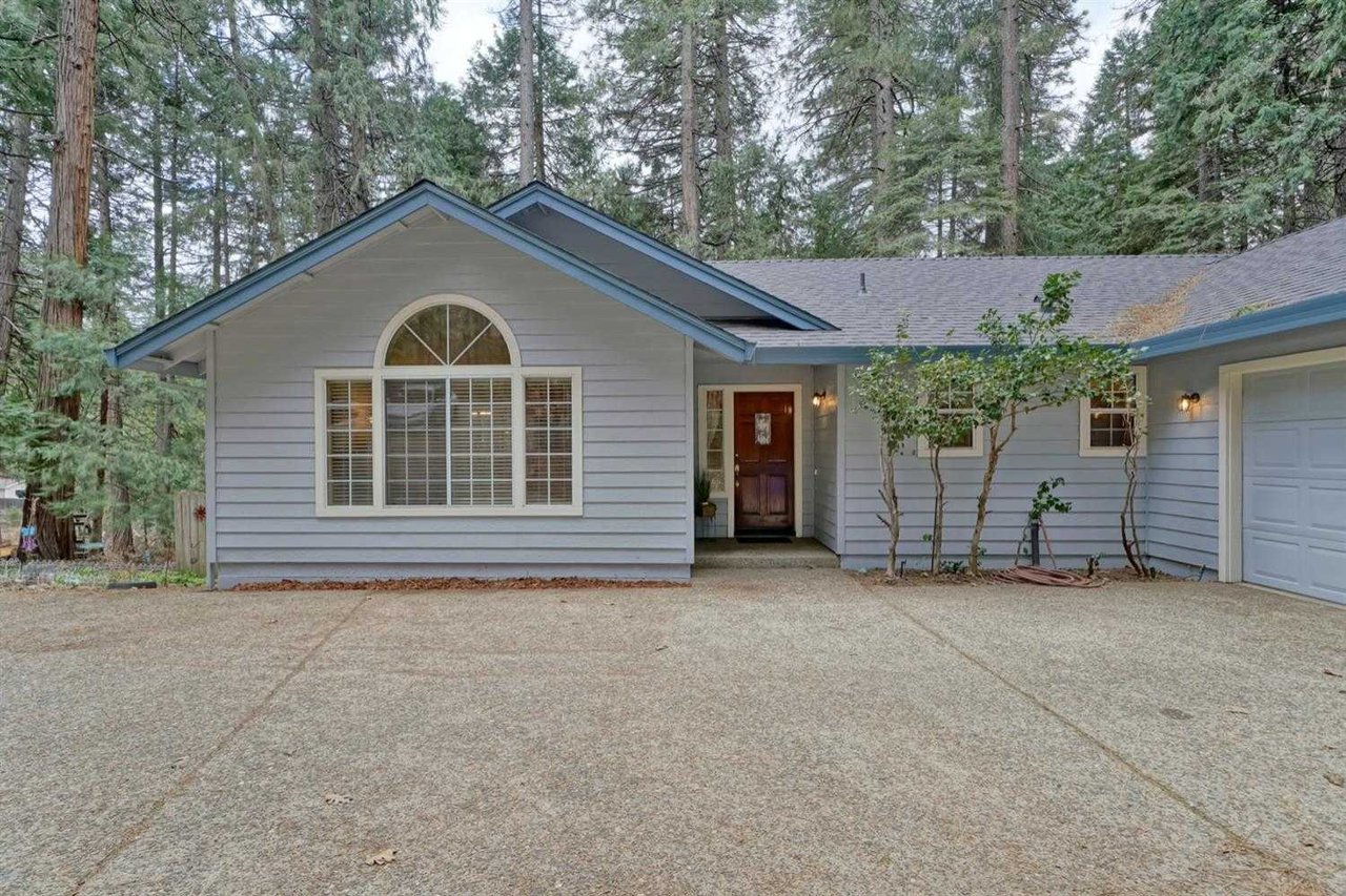 6488 ridgeway Drive