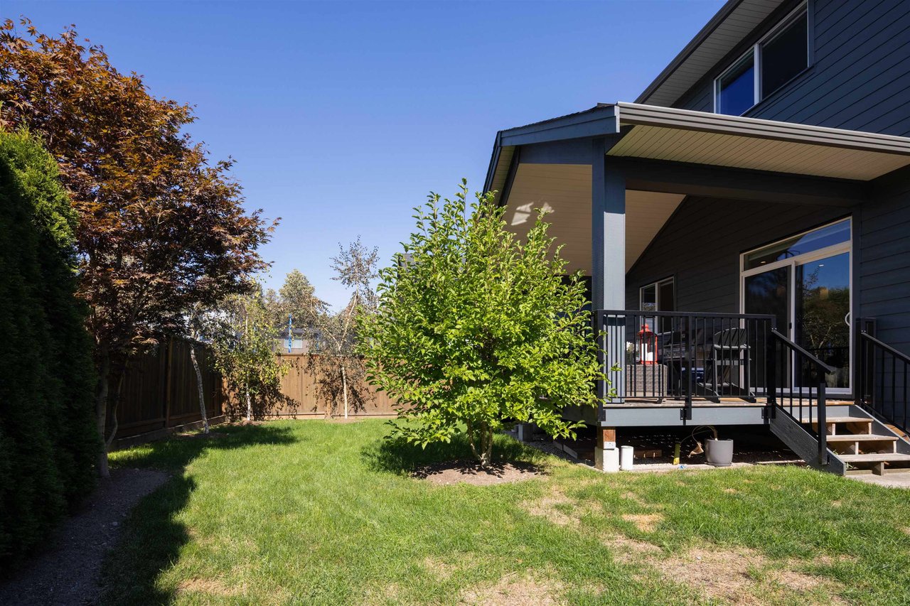 39303 Mockingbird Cres