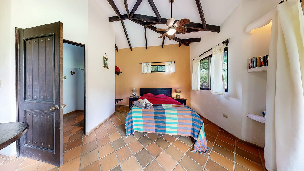 A Tranquil Haven: Prime Investment Opportunity in Uvita's Lush River Enclave