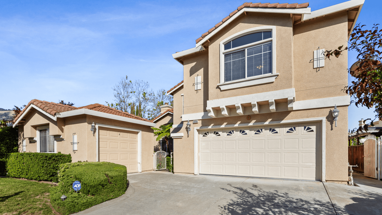3350 Falls Creek Drive • San Jose CA • 95135