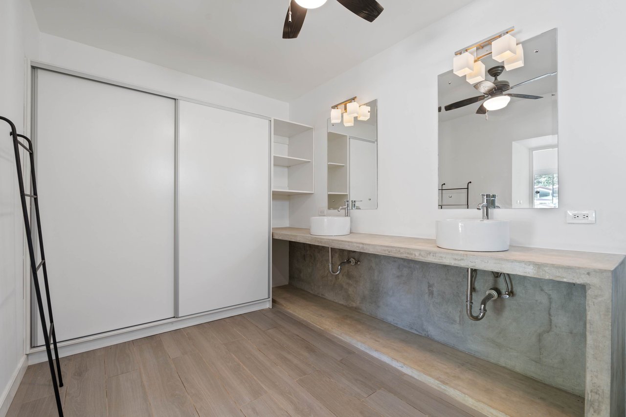 The Point 20 | Modern Elegance Meets Coastal Serenity – Home for Sale in Playa Avellanas!