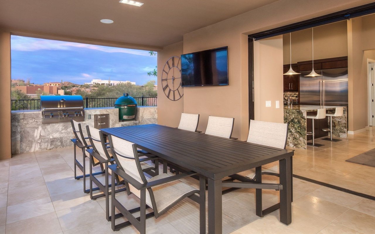 Contemporary 2016 New Build in Talon Ranch