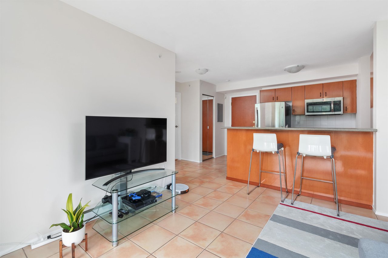 611-2733 Chandlery Pl