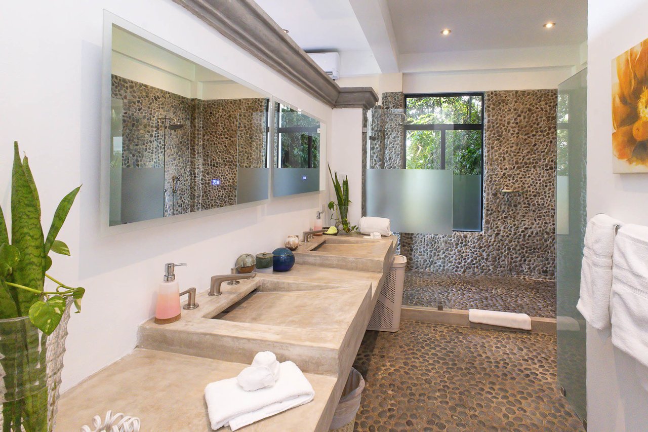 Income Opportunity Luxury Home, Manuel Antonio, Puntarenas