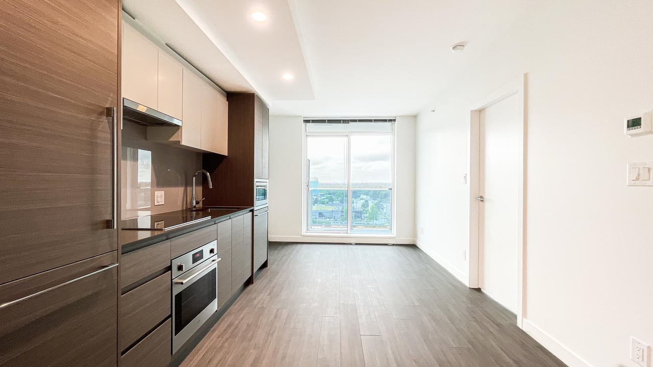 812-13615 Fraser Hwy