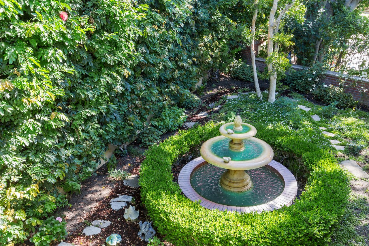 Stunning Beverly Hills Traditional Home