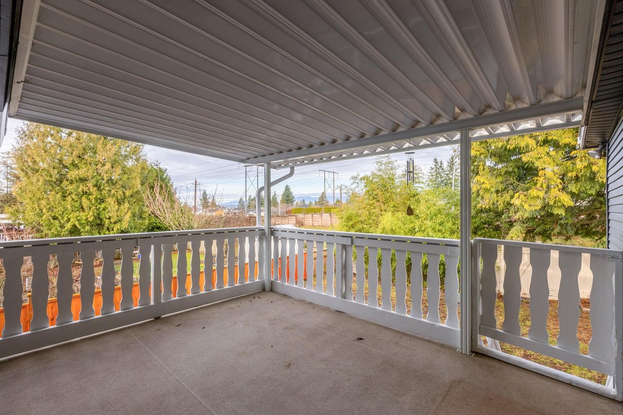 11443 87 Ave