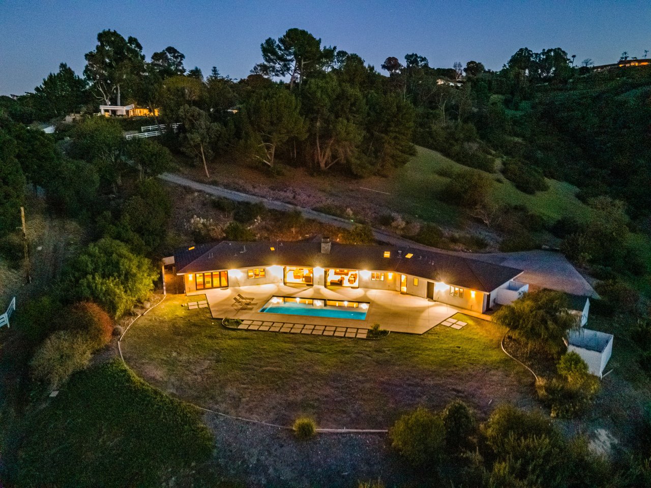 4 Quail Ridge Rd