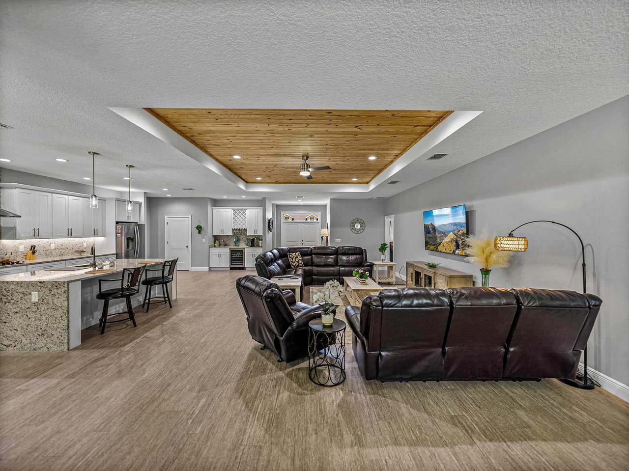 11521 PINE HOLLOW WAY