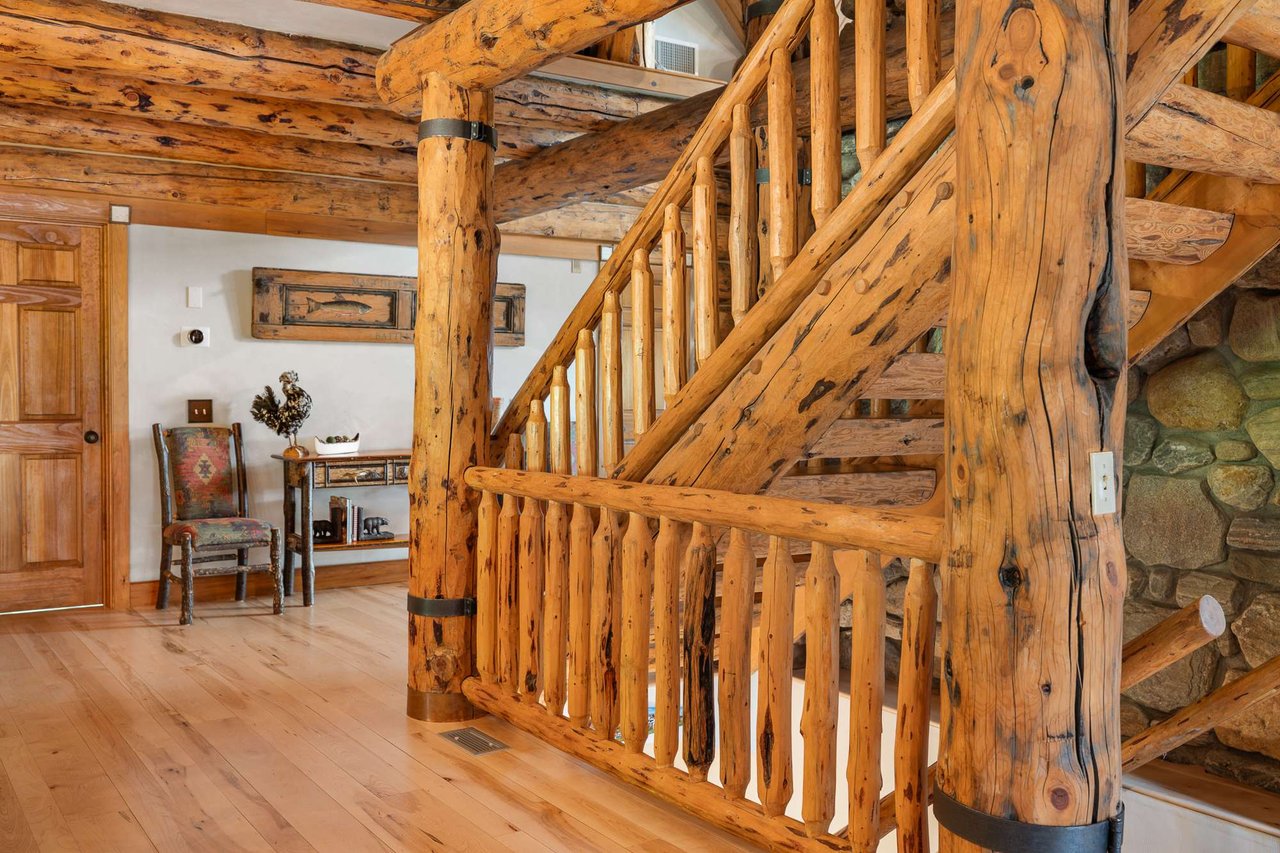 Exclusive Mountain Log Home