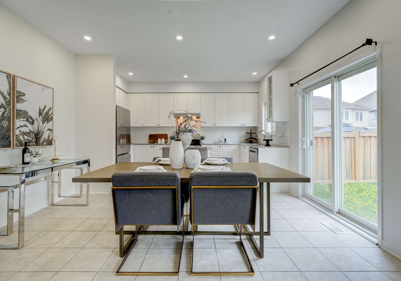 18 Fred Jackman Ave