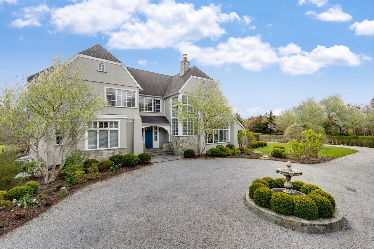 40 Barclay Dr
