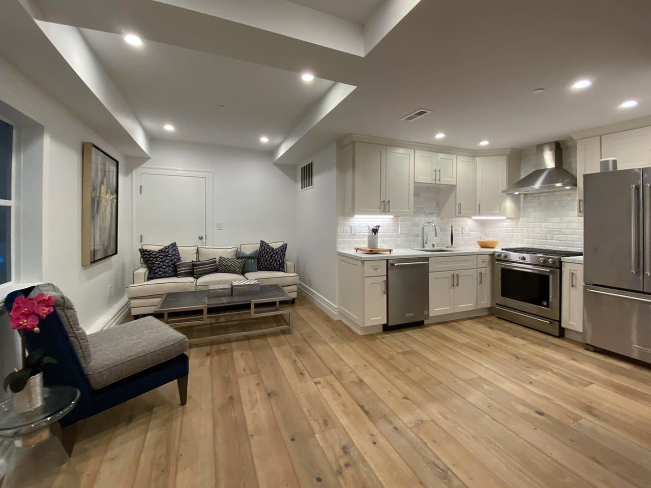 Garden Flat in the Marina!