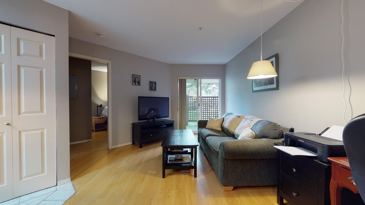 D109-40160 Willow Cres