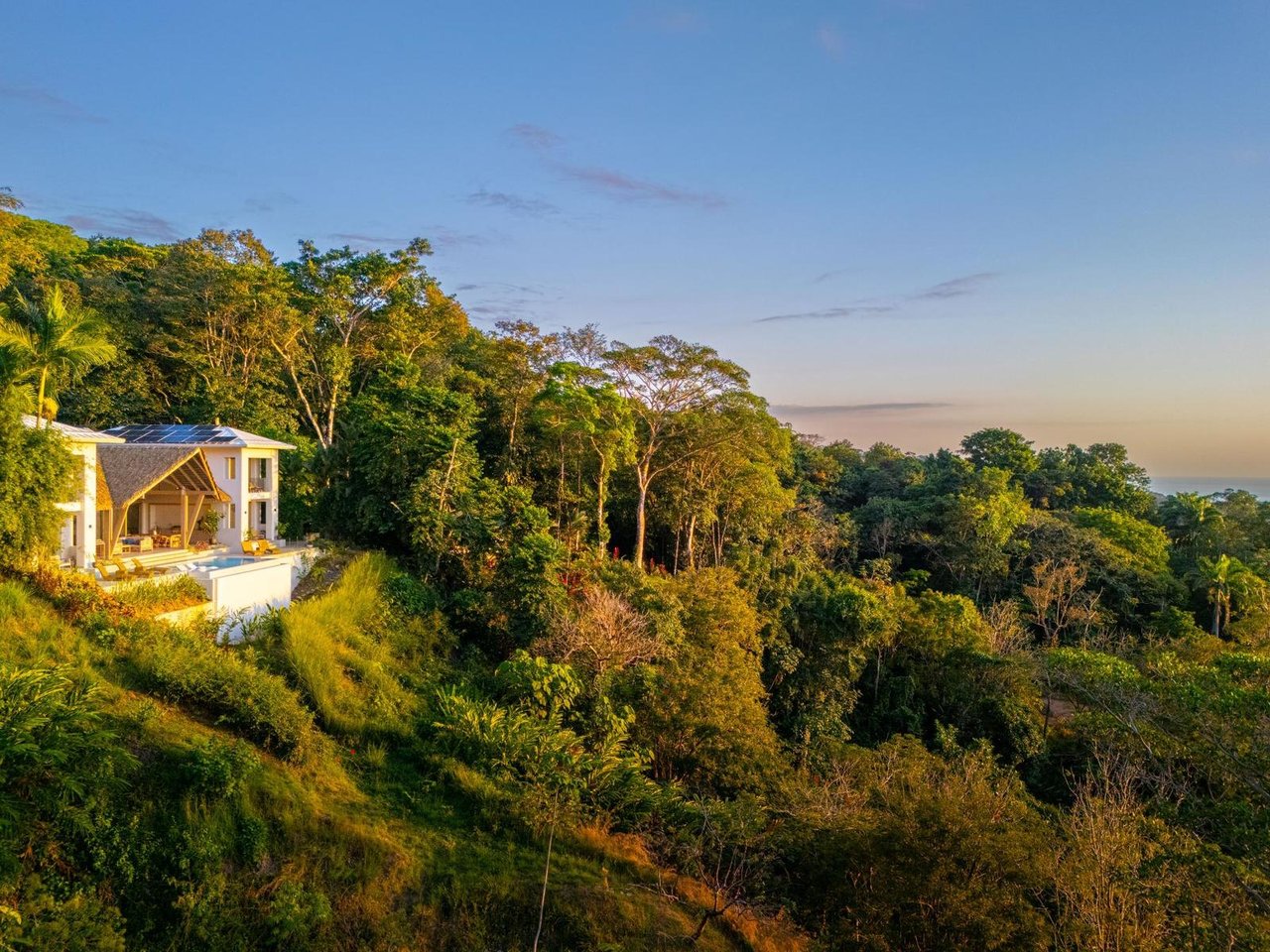 Private Sunset View Compound, Dominical, Puntarenas