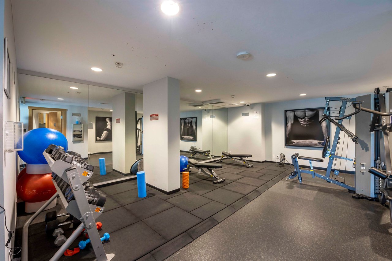808-1777 W 7th Ave