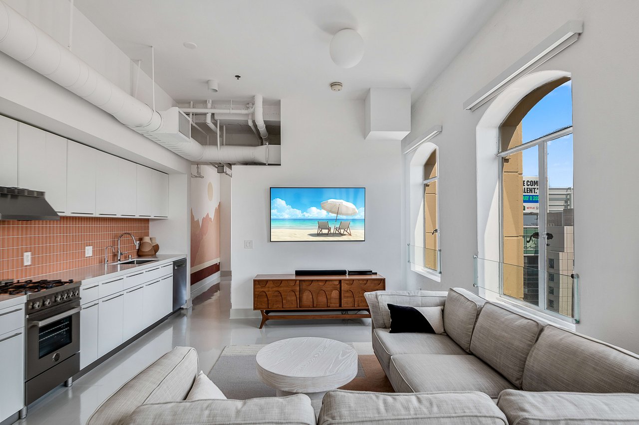 6253 Hollywood Blvd, Unit 1201