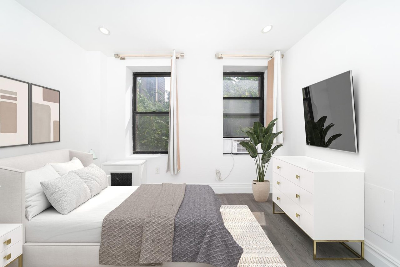 152 Thompson Street, Apt 5-B