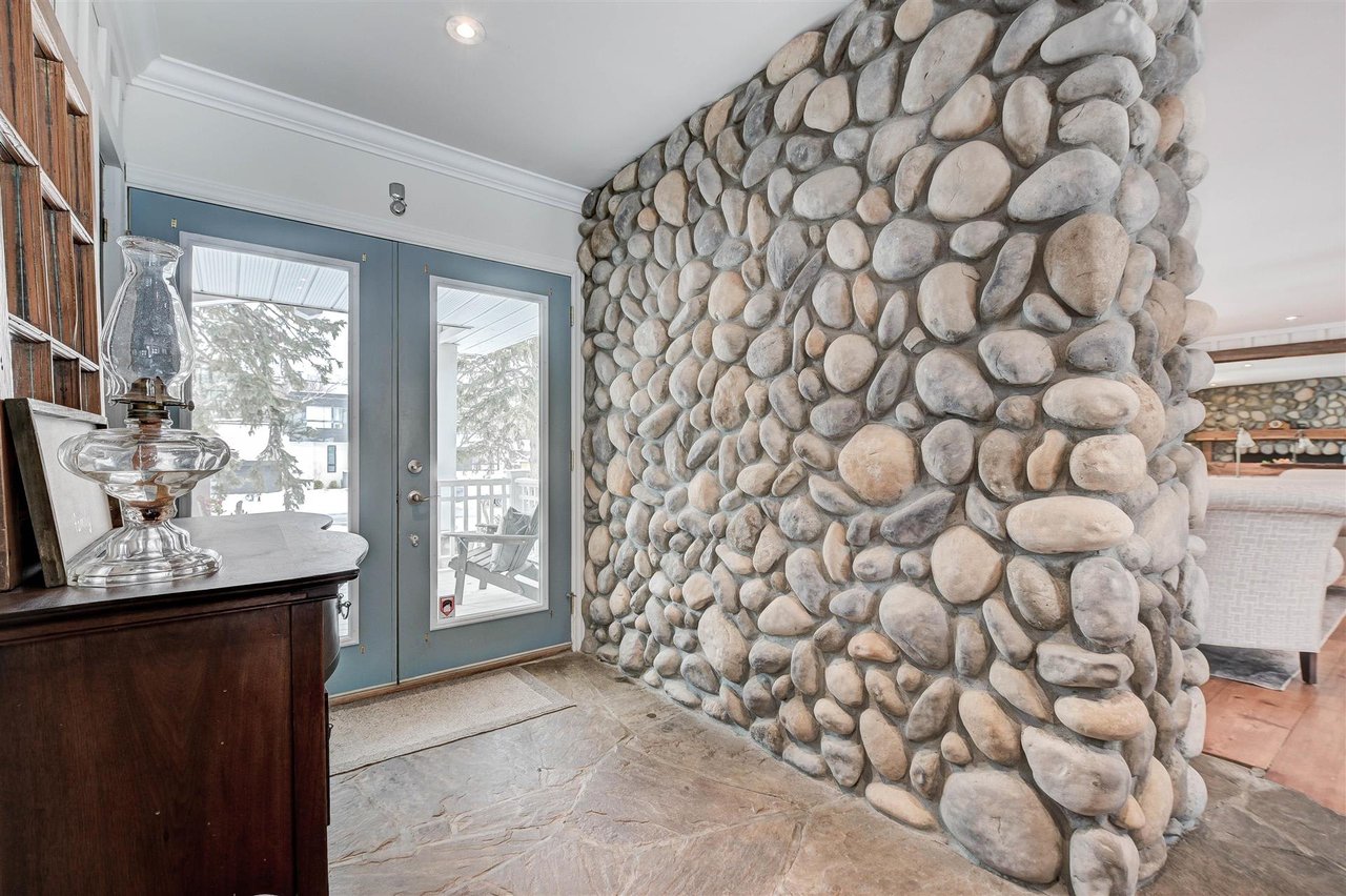 8 Balcarra Ave