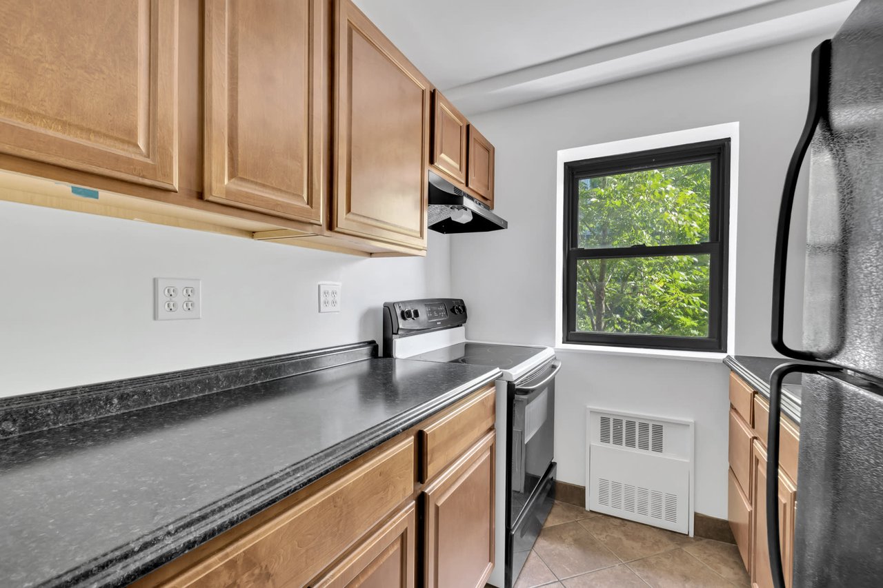 2545 Sedgwick Avenue, Unit 4D