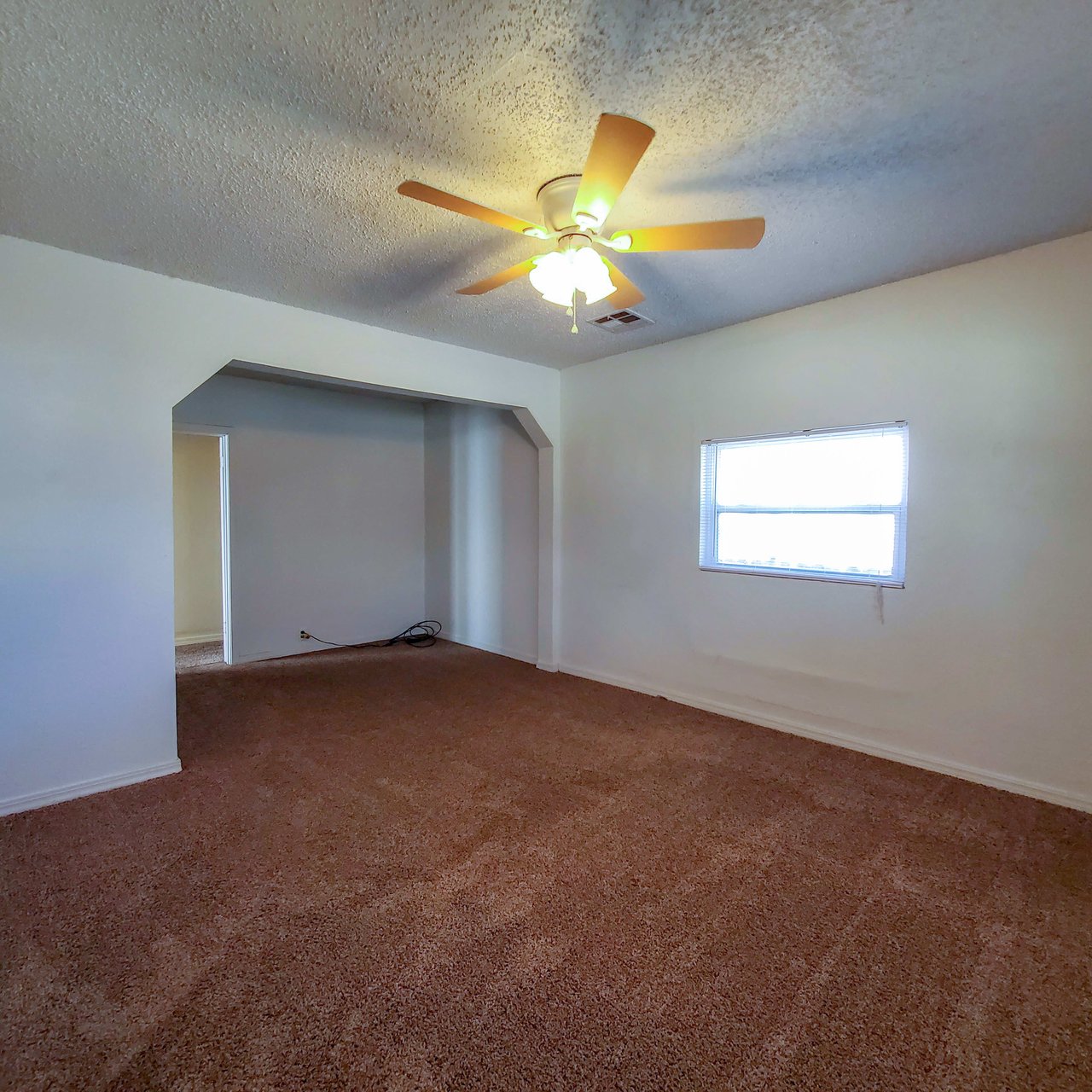 718 North Beard Ave
