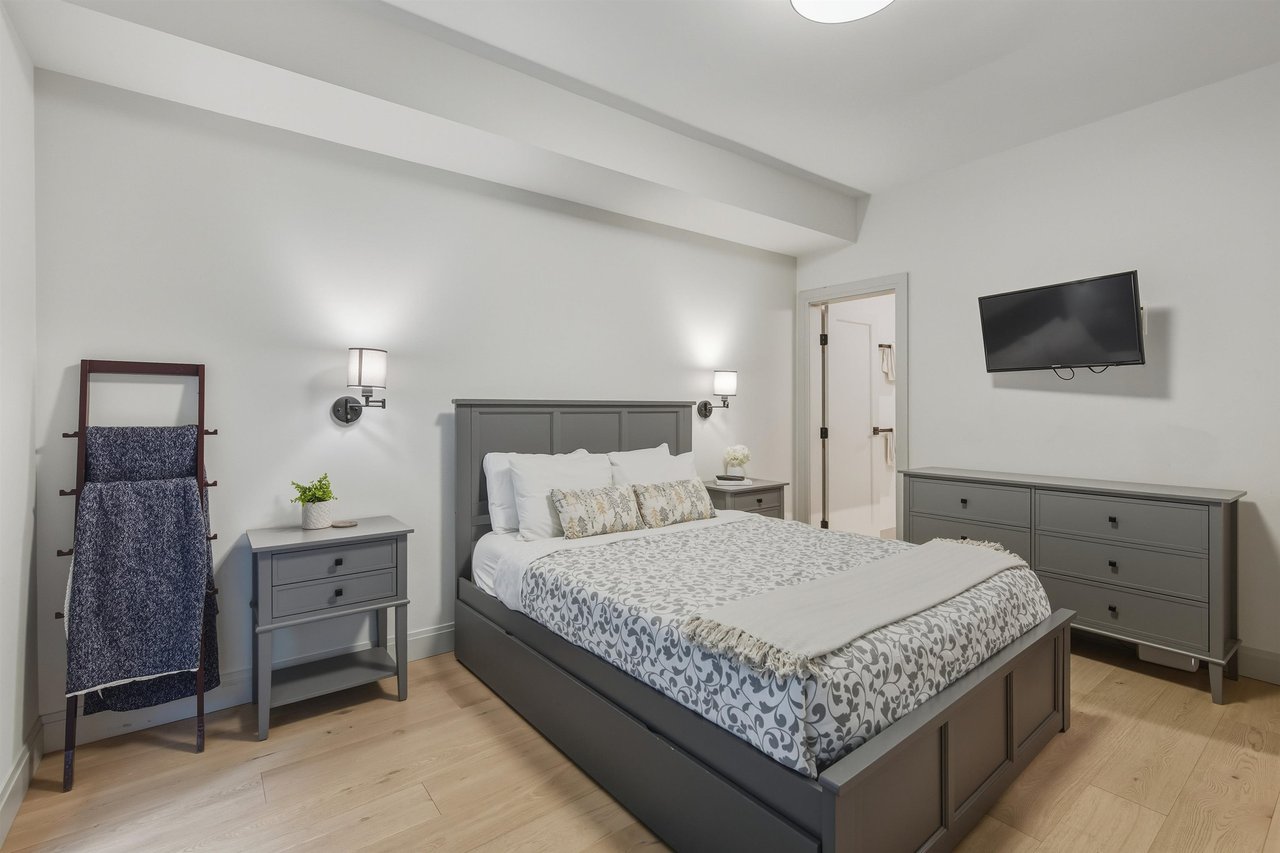 4813 Casabella Cres