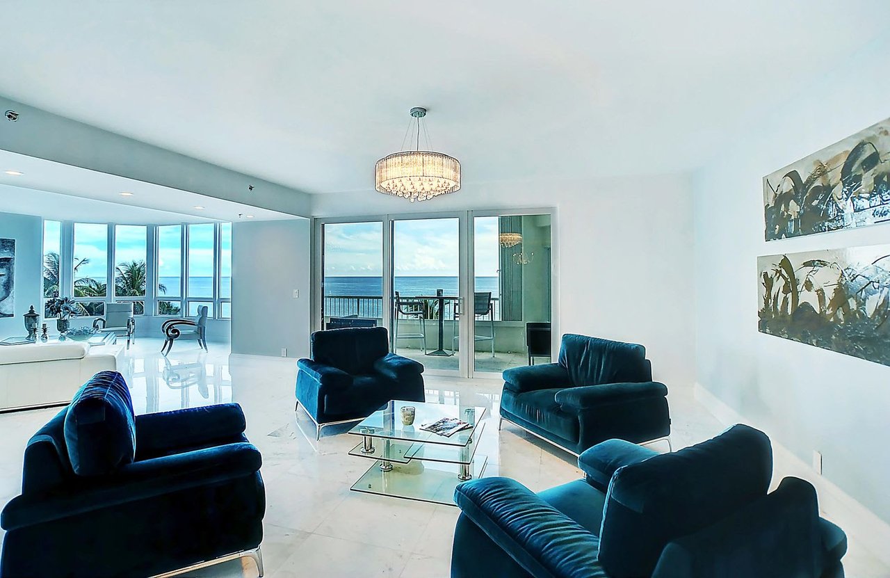 1073 Hillsboro Mile, #5N