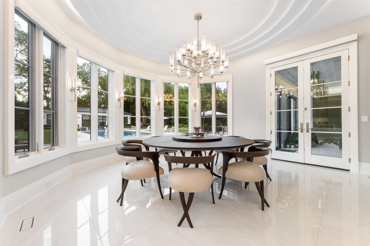 Epitomizes Luxury And Tranquility
