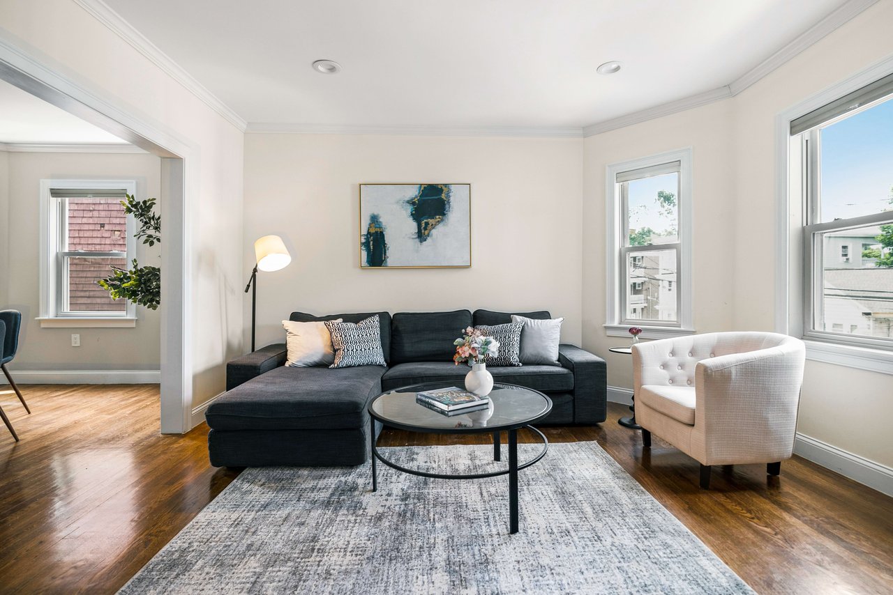 25 Granfield Ave Unit: 2