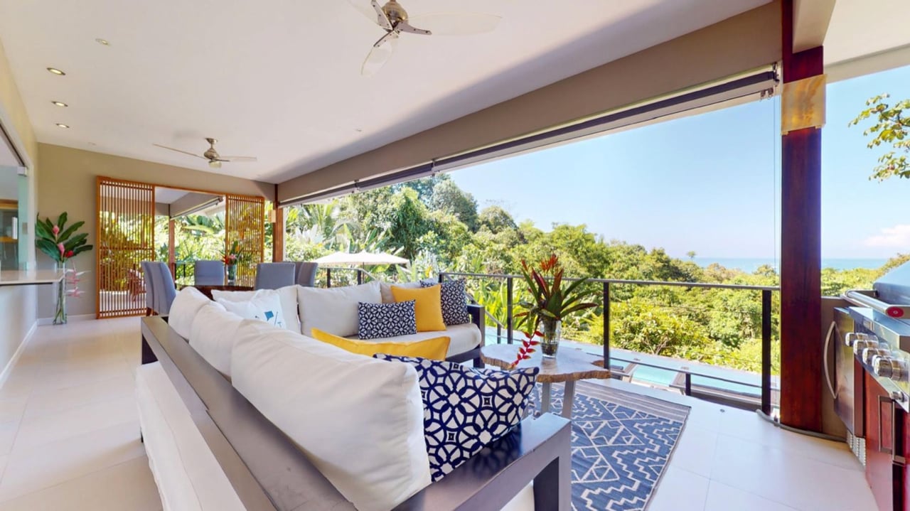 Balinese Style Oceanview Villa, Uvita, Puntarenas