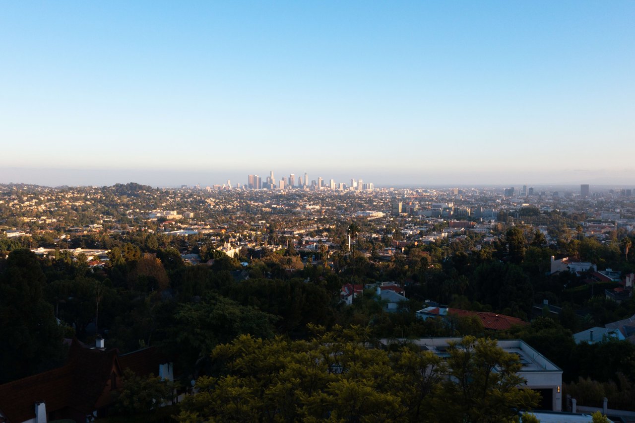 A Sophisticated c. 1938 Traditional in Los Feliz 