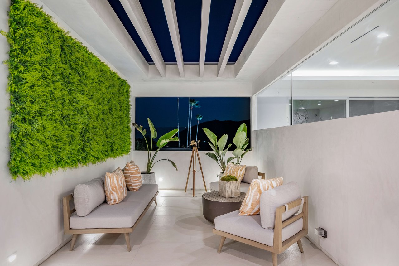 The Apex HH | 7115 Macapa Drive