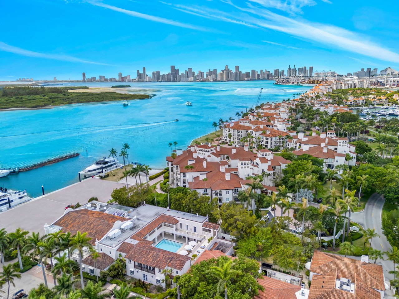 2013 Fisher Island Dr # 2013