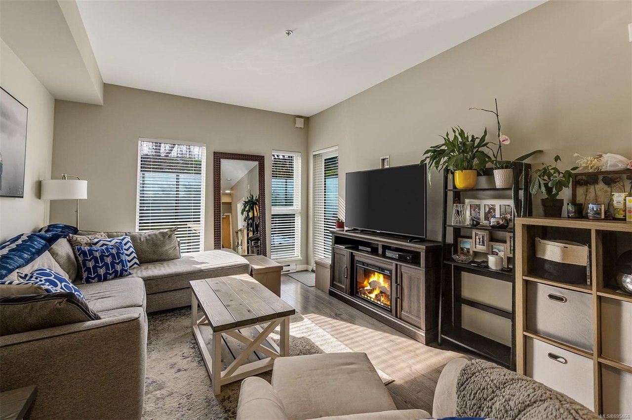 217-767 Tyee Rd