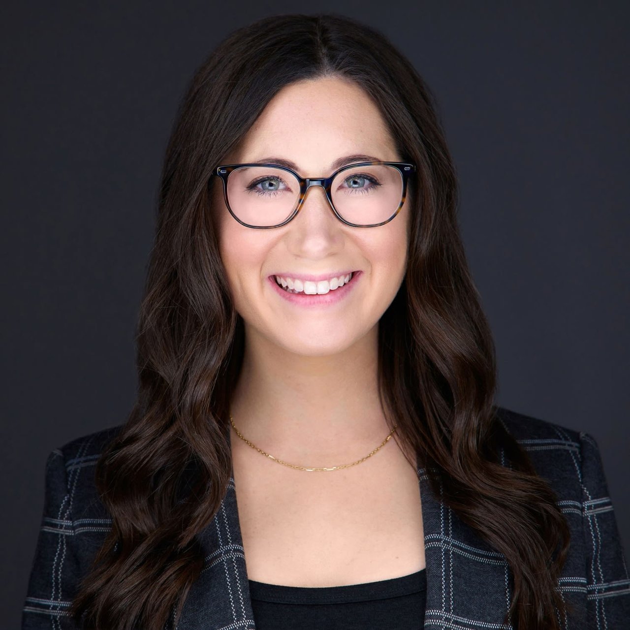 Lyn Wise Group Real Estate team of expert Highland Park real estate agents helping buyers and sellers navigate the competitive housing market.