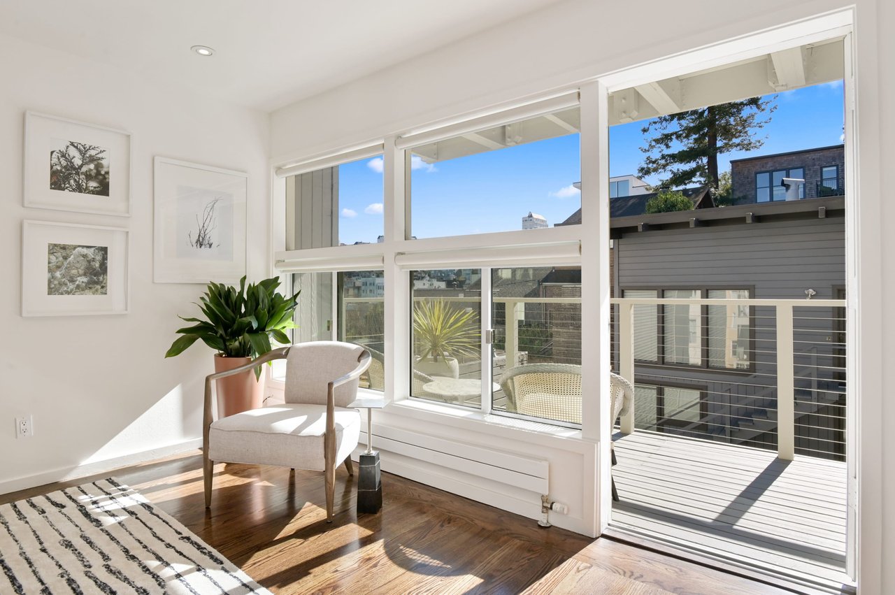 Renovated Three Bedroom Cow Hollow Condo