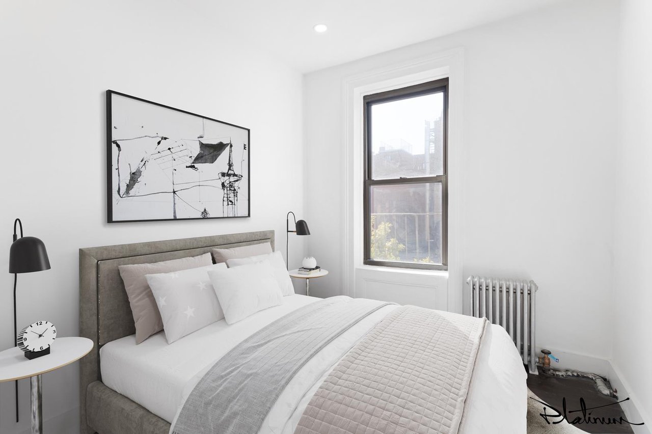 247 East 10th Street, Apt 4