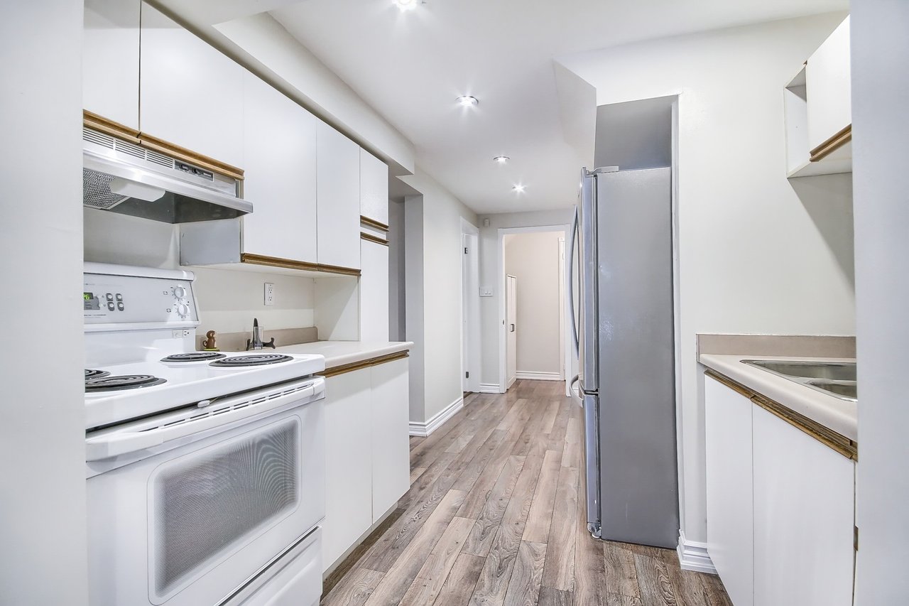 164 Covent Cres