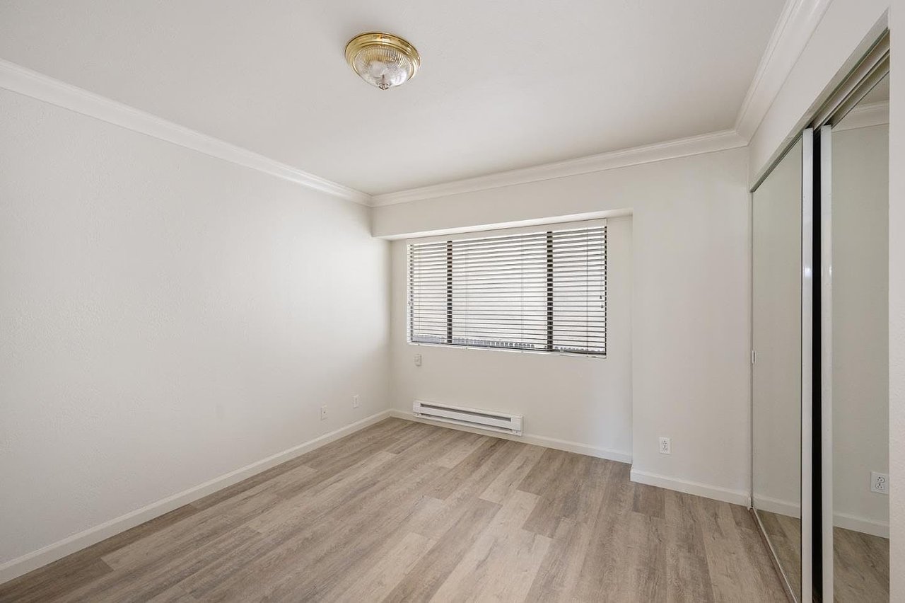 515 Ramona Ct APT 11