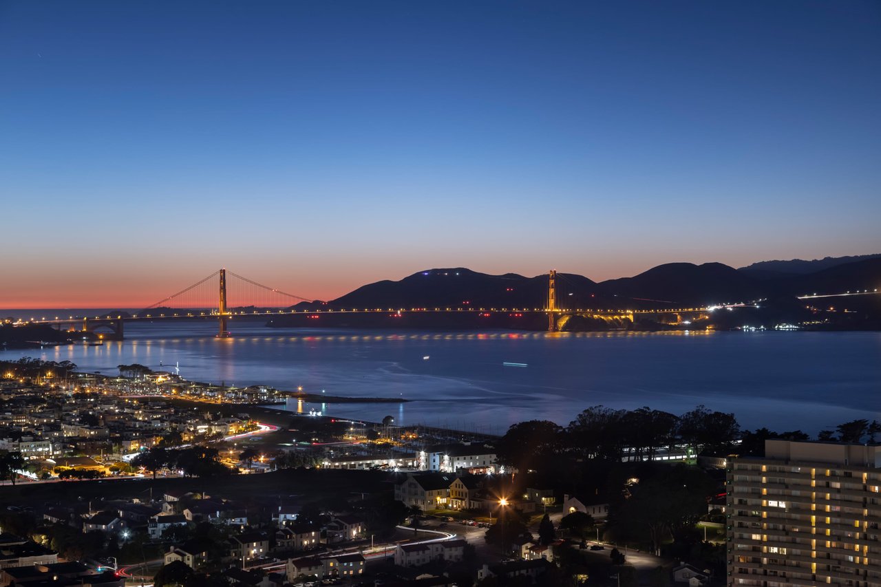 Jay Jeffers-Designed Bay View Apartment on Russian Hill