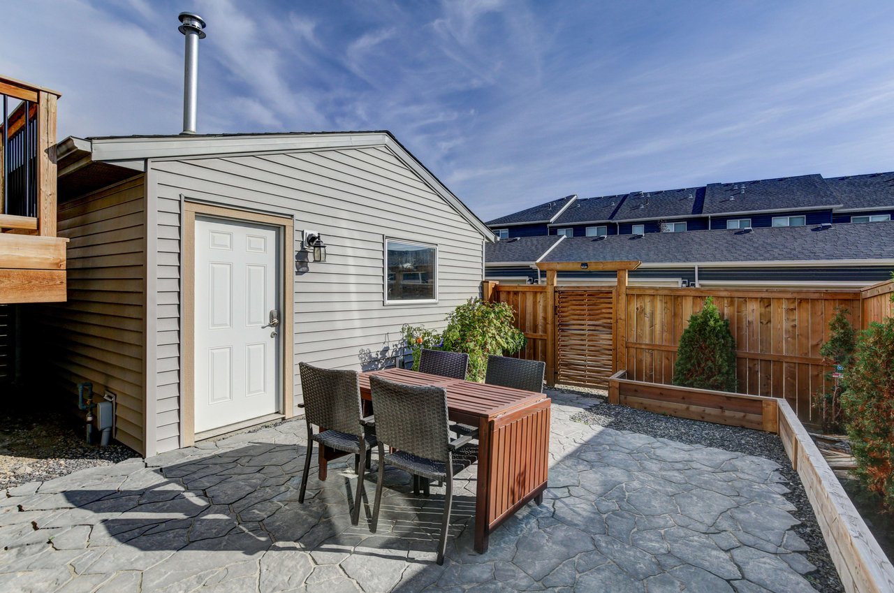 16 Nolanhurst Heights NW
