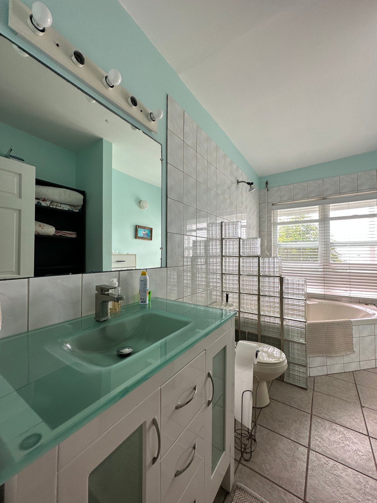 807 Tobacco Wharf 2 Bedroom Apartment