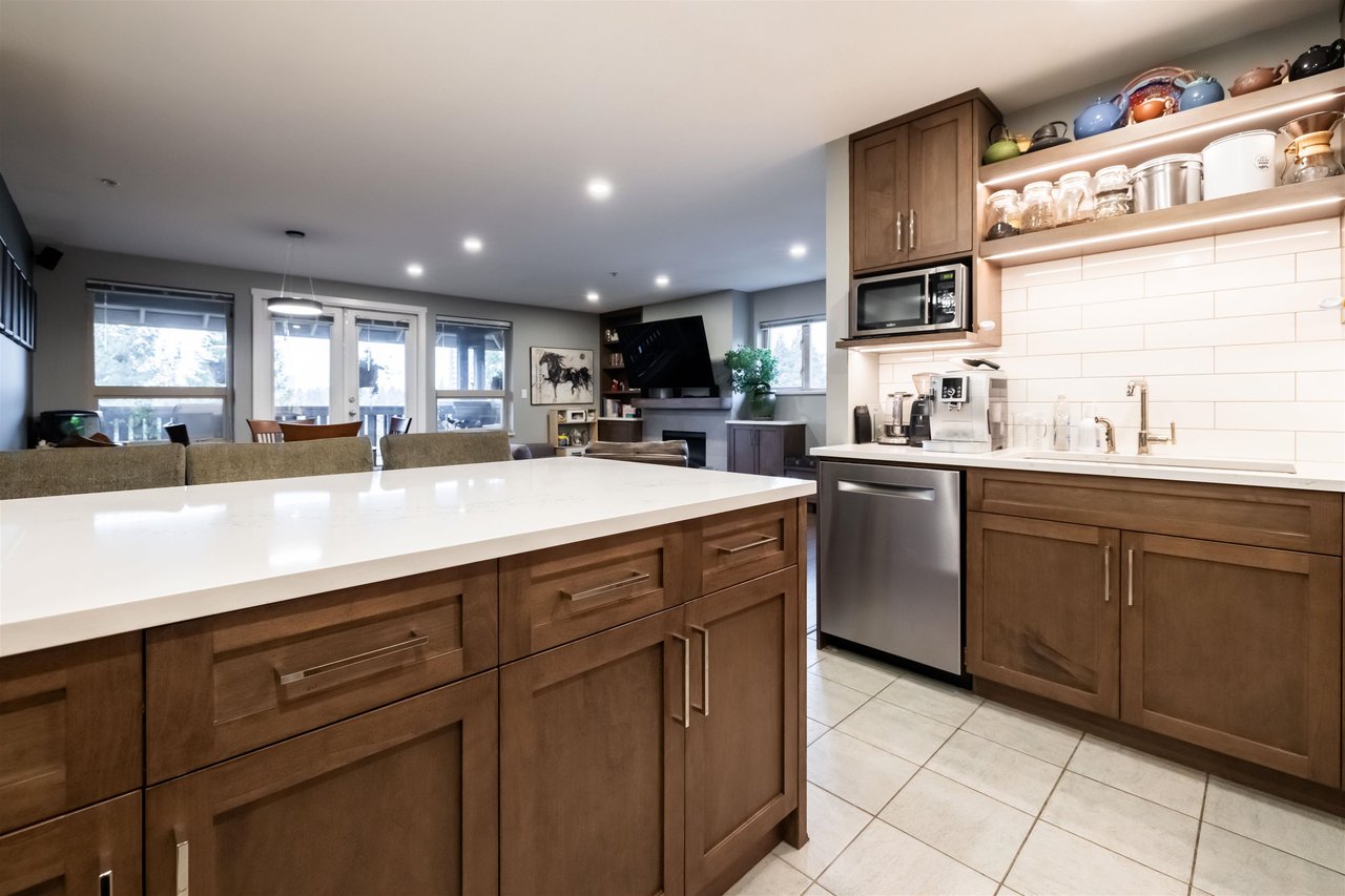 409-808 Sangster Pl