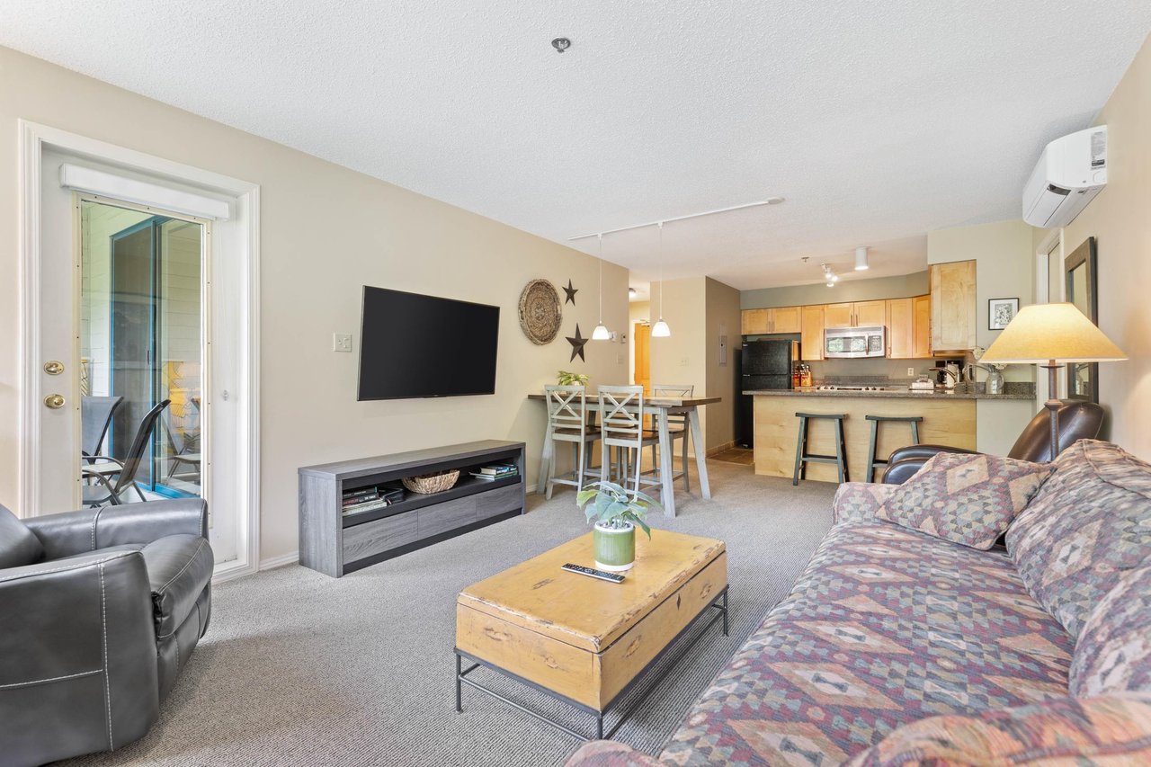 303/304-4905 Spearhead Pl
