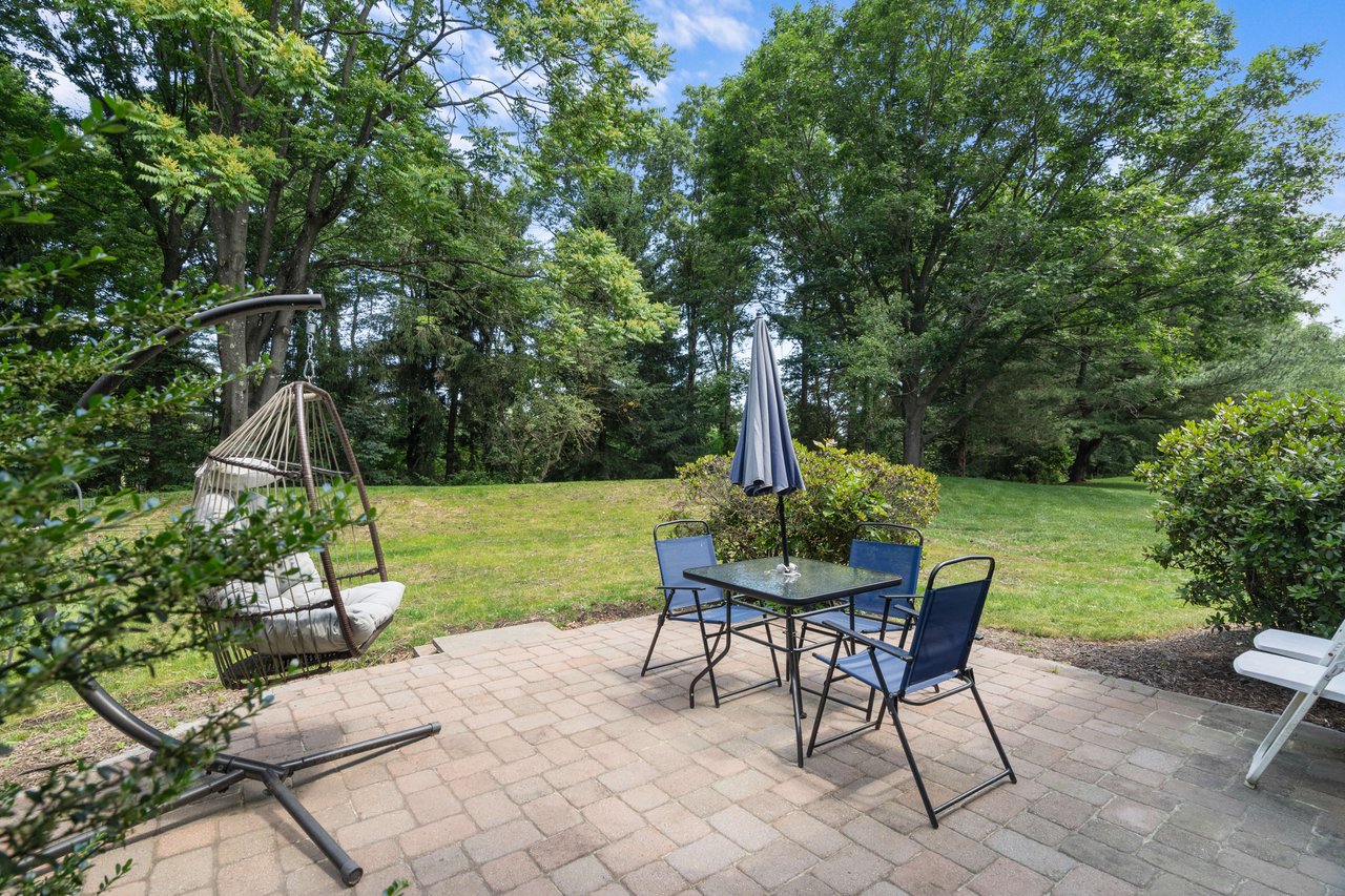 306 Alexandria Way