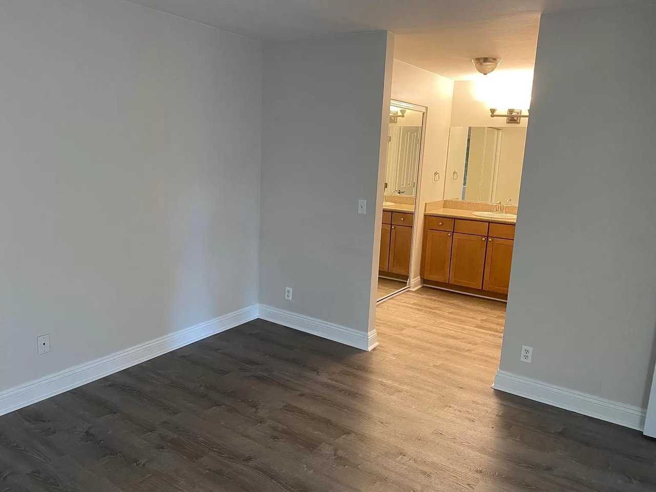 201 Enterprise Dr #261
