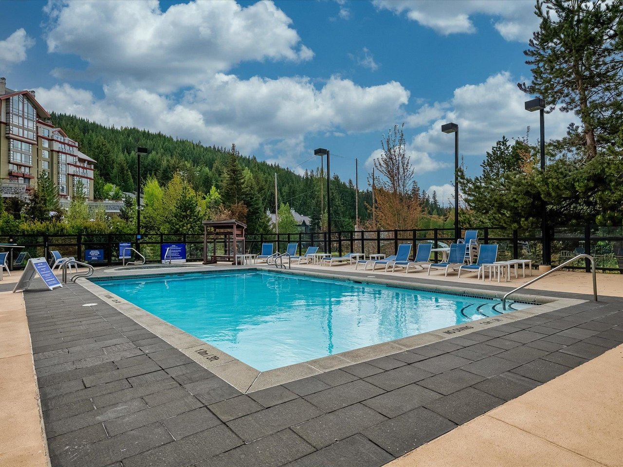 161-4050 Whistler Wy