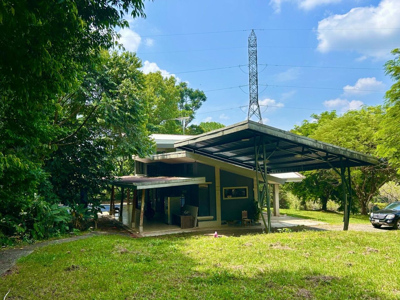 Tropical Forest Fixer Upper, Osa, Puntarenas